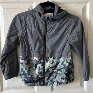 Gymboree‎ Kids Boys Gray Camo Hooded Windbreaker Rain Coat Size Small 5-6y